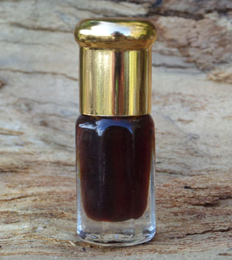 Organic Assam Agarwood Oil