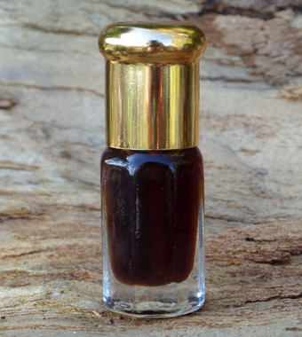 Organic Cambodian Agarwood Oil